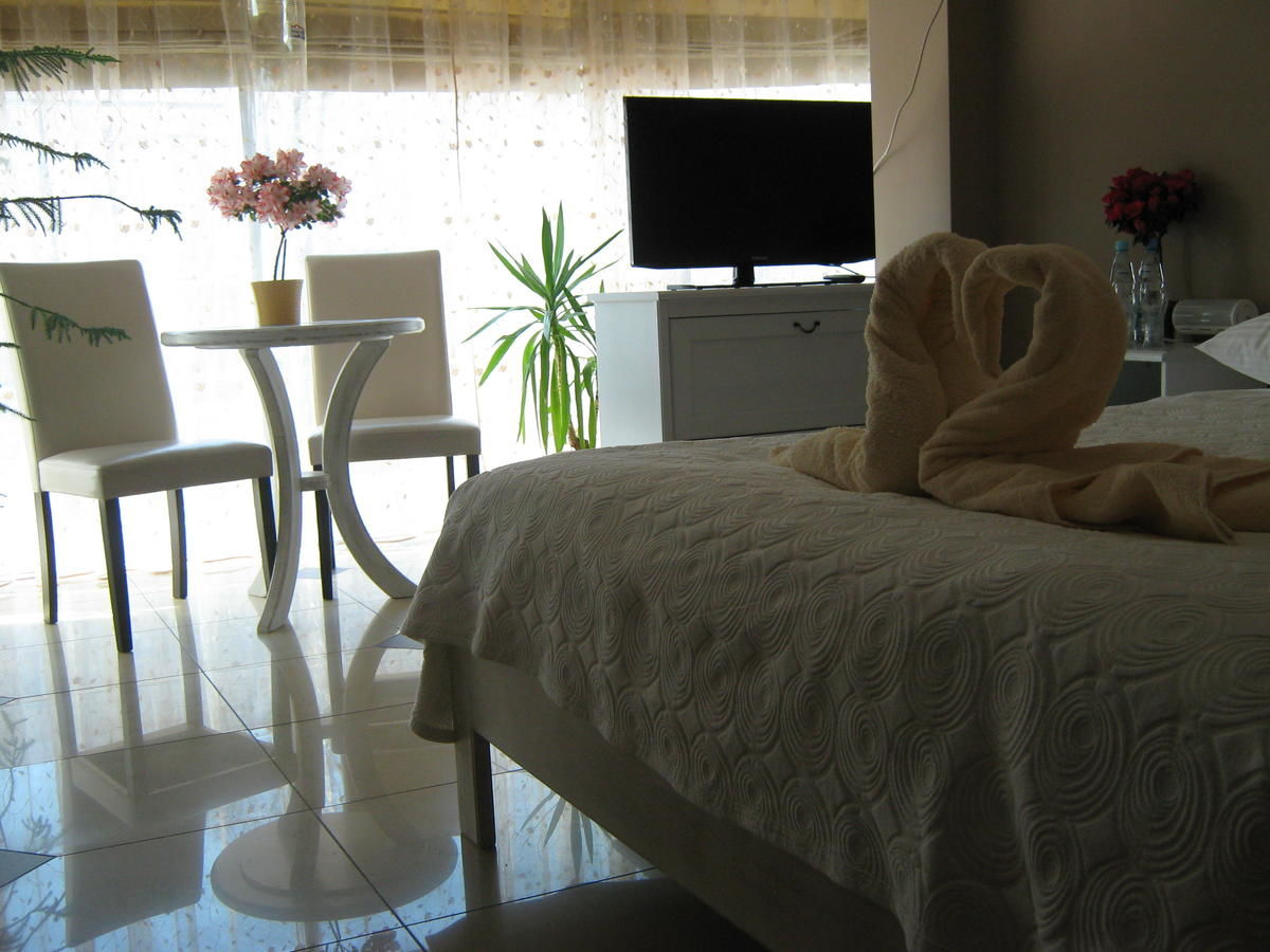 Отель Hotel Finezja Свидник-23