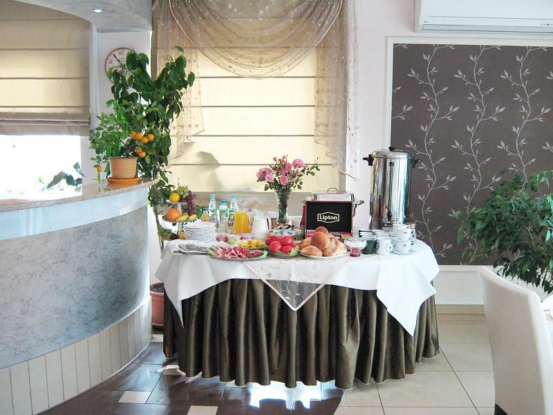 Отель Hotel Finezja Свидник-26