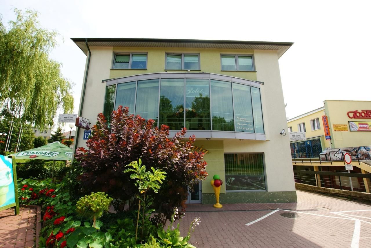 Отель Hotel Finezja Свидник-10