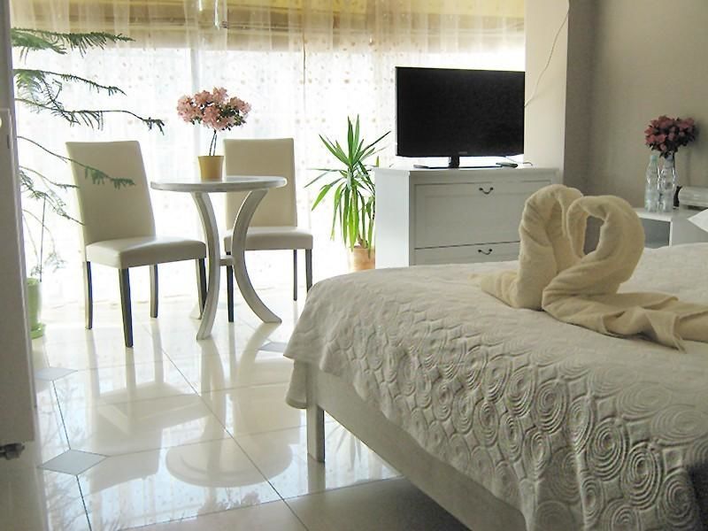 Отель Hotel Finezja Свидник-12